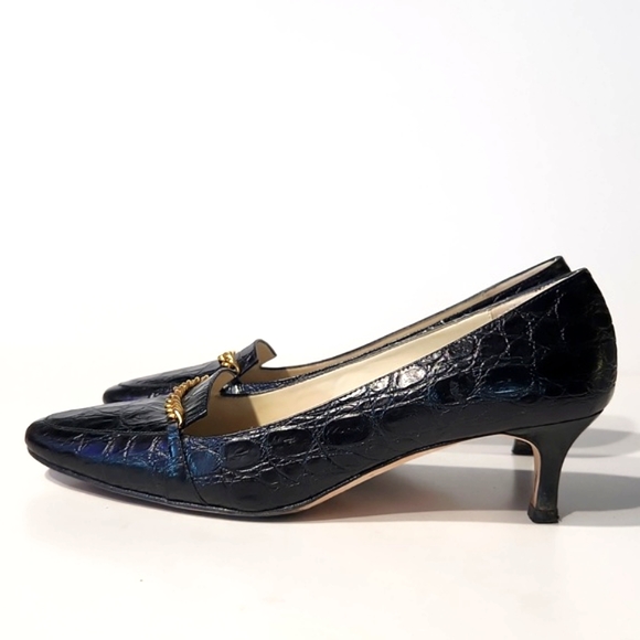 Talbots Black Leather Croc Embossed Gold Chain Detail Heels Size 8 W - Picture 4 of 13